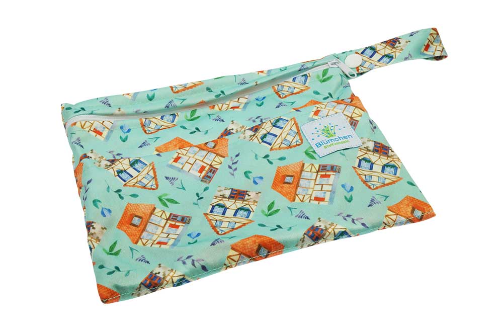 Blümchen PUL Nasstasche für Slipeinlagen Häuschen